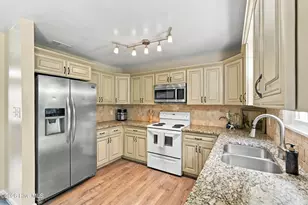 1113 Murrill Hill Rd, Jacksonville, NC 28540 - Photo 18