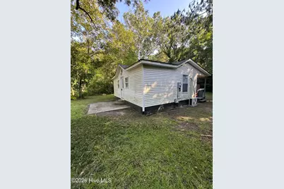 411 McKay Street, Laurinburg, NC 28352 - Photo 6