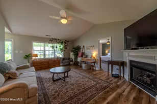 402 S Elisa Ln, Hubert, NC 28539 - Photo 4