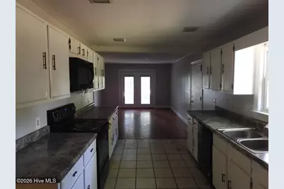 112 Fairlane Road, Greenville, NC 27834 - Photo 12