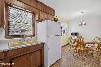 4821 W Lord Byron Road, Wilmington, NC 28405 - Photo 14