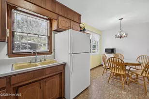 4821 W Lord Byron Rd, Wilmington, NC 28405 - Photo 14