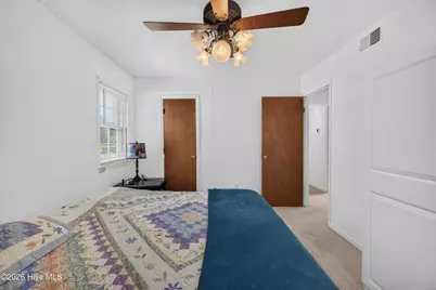4821 W Lord Byron Road, Wilmington, NC 28405 - Photo 16
