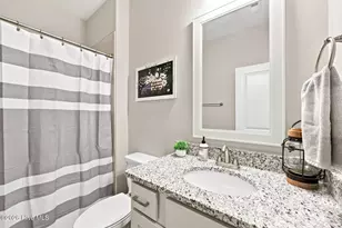 942 Greenbriar Dr, Vass, NC 28394 - Photo 8