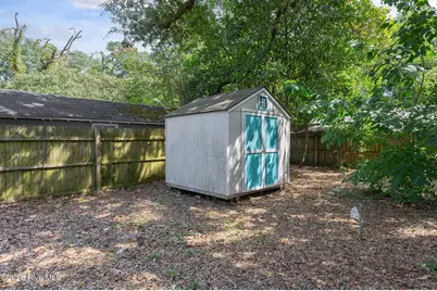 2017 Burnett Boulevard, Wilmington, NC 28401 - Photo 30