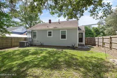 2017 Burnett Boulevard, Wilmington, NC 28401 - Photo 28