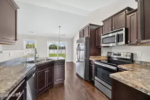 425 Meadowlark Dr, Winterville, NC 28590 - Photo 10