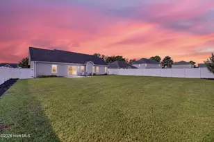 425 Meadowlark Dr, Winterville, NC 28590 - Photo 2