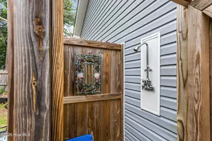 137 NW 16th St, Oak Island, NC 28465 - Photo 32