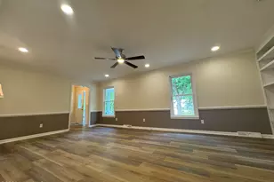 542 Aquarius Dr, Wilmington, NC 28411 - Photo 2