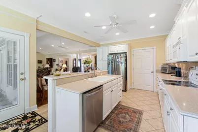 102 Fairway Drive W, Morehead City, NC 28557 - Photo 18