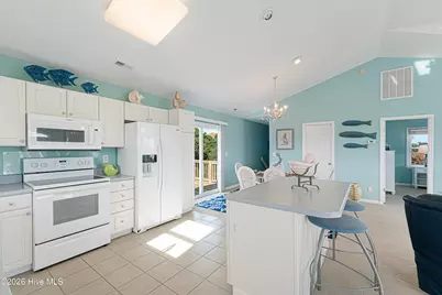 118 Heverly Drive, Emerald Isle, NC 28594 - Photo 18