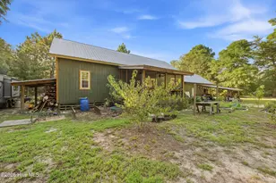 7147 Stag Park Rd, Burgaw, NC 28425 - Photo 24