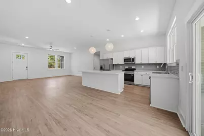 646 E Boiling Spring Road, Southport, NC 28461 - Photo 6