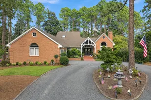 64 Pinewild Dr, Pinehurst, NC 28374 - Photo 2