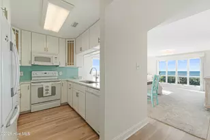525 Salter Path Rd, Pine Knoll Shores, NC 28512 - Photo 10