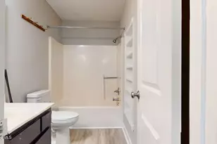 105 Spring Dr, Jacksonville, NC 28540 - Photo 20