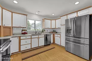 7213 Islamerta Pl, Wilmington, NC 28405 - Photo 6