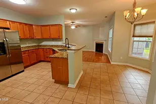 300 Bouy Ct, Swansboro, NC 28584 - Photo 10