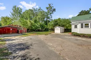 806 W Roseboro St, Roseboro, NC 28382 - Photo 28