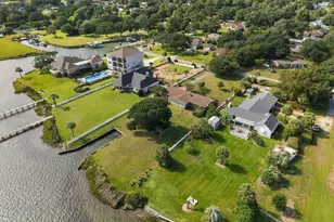 563 Neptune Dr, Cape Carteret, NC 28584 - Photo 6