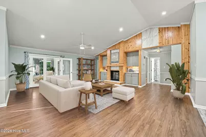 6207 Gondolier Drive, New Bern, NC 28560 - Photo 2