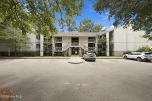 6229 Harbourside Dr, New Bern, NC 28560 - Photo 1