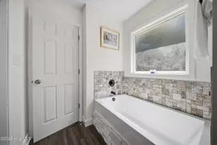 112 Orkney Dr, Jacksonville, NC 28540 - Photo 32