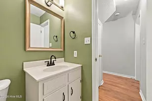 1142 Lakeview Ave, Richlands, NC 28574 - Photo 22