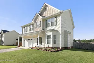 310 Exmoor Dr, Jacksonville, NC 28540 - Photo 4