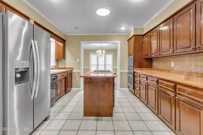 2514 Hickory Street, New Bern, NC 28562 - Photo 4