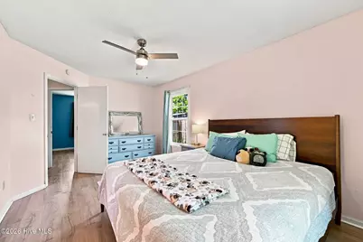 205 Meadow Lane, Jacksonville, NC 28546 - Photo 6
