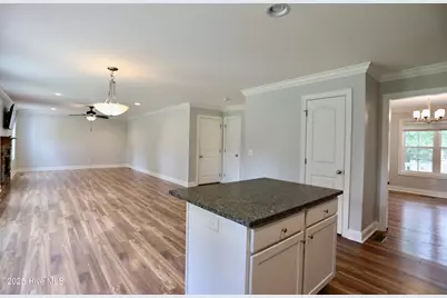 180 Lori Lane, Aberdeen, NC 28315 - Photo 14