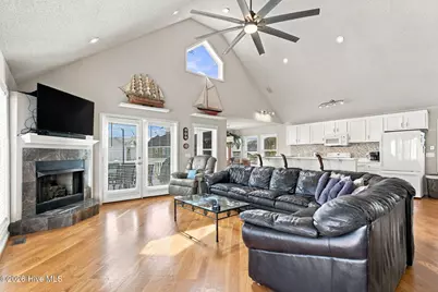 720 Fort Fisher Boulevard S, Kure Beach, NC 28449 - Photo 32
