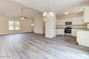 90 Northeast Dr NW, Calabash, NC 28467 - Photo 6