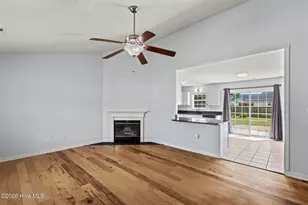 164 Glenwood Dr, Hubert, NC 28539 - Photo 2