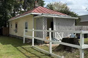 911 Washington St E, Wilson, NC 27893 - Photo 1