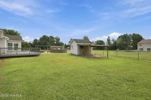 2103 Deerwood Ln, Kinston, NC 28504 - Photo 22