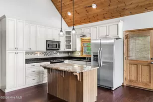 175 Bear Trce, Brasstown, NC 28902 - Photo 10