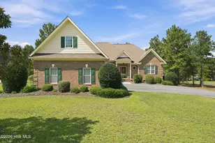122 Beacon Ridge Dr, Seven Lakes, NC 27376 - Photo 1