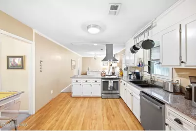 135 Disney Drive, Wilmington, NC 28409 - Photo 18