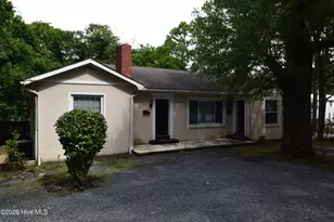 290 N May St, Southern Pines, NC 28387 - Photo 1