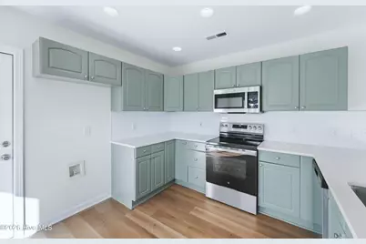 20 S Shelby Road, Southport, NC 28461 - Photo 14