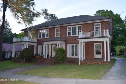 245 E New Hampshire Avenue #3, Southern Pines, NC 28387 - Photo 1