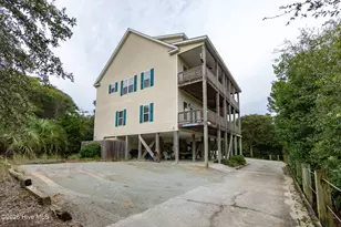 118 Shell Dr, Emerald Isle, NC 28594 - Photo 2