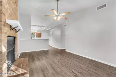 410 Cedar Creek Drive, Jacksonville, NC 28540 - Photo 6