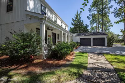 2217 S Canterbury Road, Wilmington, NC 28403 - Photo 2