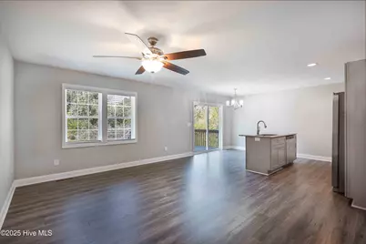1130 W Indiana Avenue, Southern Pines, NC 28387 - Photo 2