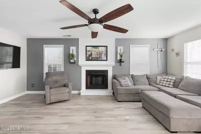 108 Walnut Hills Drive, Richlands, NC 28574 - Photo 10