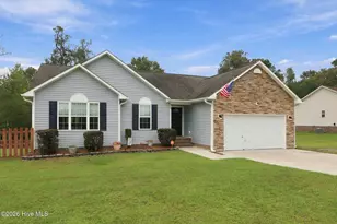 210 Gillespie Dr, Hubert, NC 28539 - Photo 36